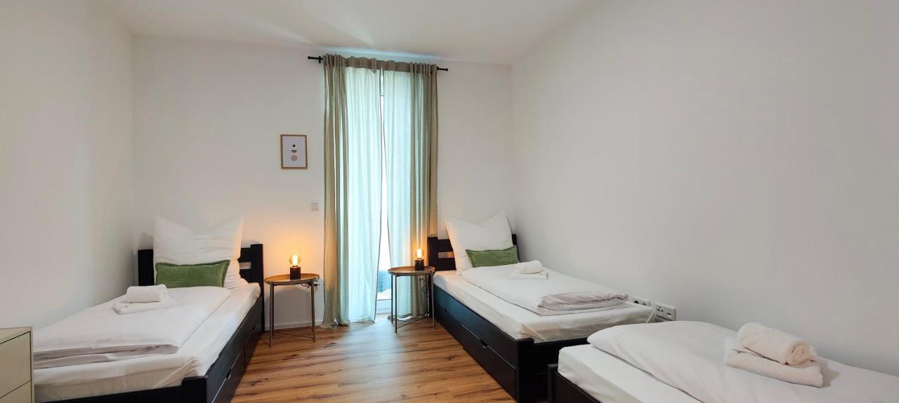 Hygge Home - Mit Garten Und Stellplatz Fuer Feriengaeste-, Monteure / Netflix / 10 Min. Zur Sinsheim Therme Und Zur Autobahn Buitenkant foto