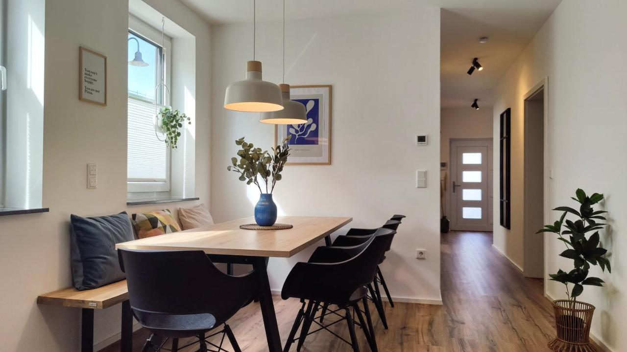 Hygge Home - Mit Garten Und Stellplatz Fuer Feriengaeste-, Monteure / Netflix / 10 Min. Zur Sinsheim Therme Und Zur Autobahn Buitenkant foto